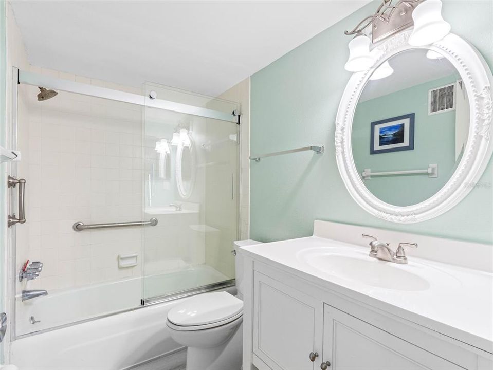 For Sale: $499,000 (2 beds, 2 baths, 1118 Square Feet)