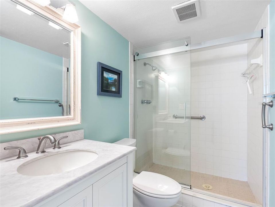 For Sale: $499,000 (2 beds, 2 baths, 1118 Square Feet)