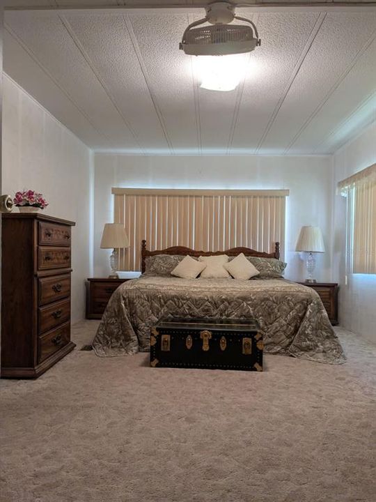 For Sale: $100,000 (2 beds, 2 baths, 1152 Square Feet)