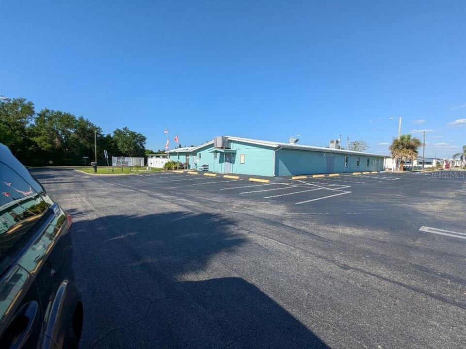 For Sale: $100,000 (2 beds, 2 baths, 1152 Square Feet)