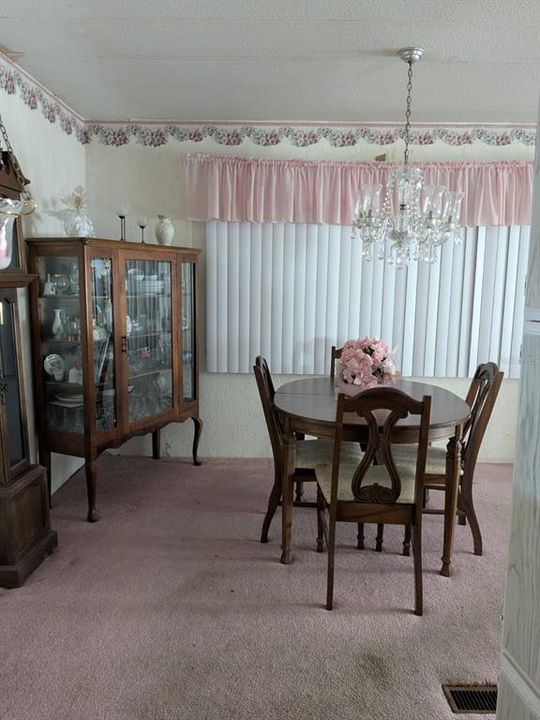 For Sale: $100,000 (2 beds, 2 baths, 1152 Square Feet)