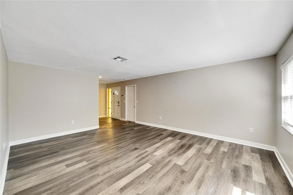 For Sale: $439,990 (3 beds, 2 baths, 1680 Square Feet)