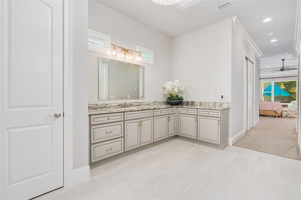 For Sale: $1,599,900 (4 beds, 3 baths, 3694 Square Feet)