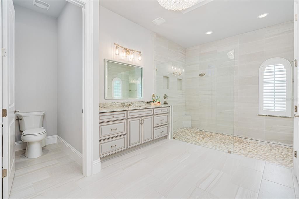 For Sale: $1,599,900 (4 beds, 3 baths, 3694 Square Feet)