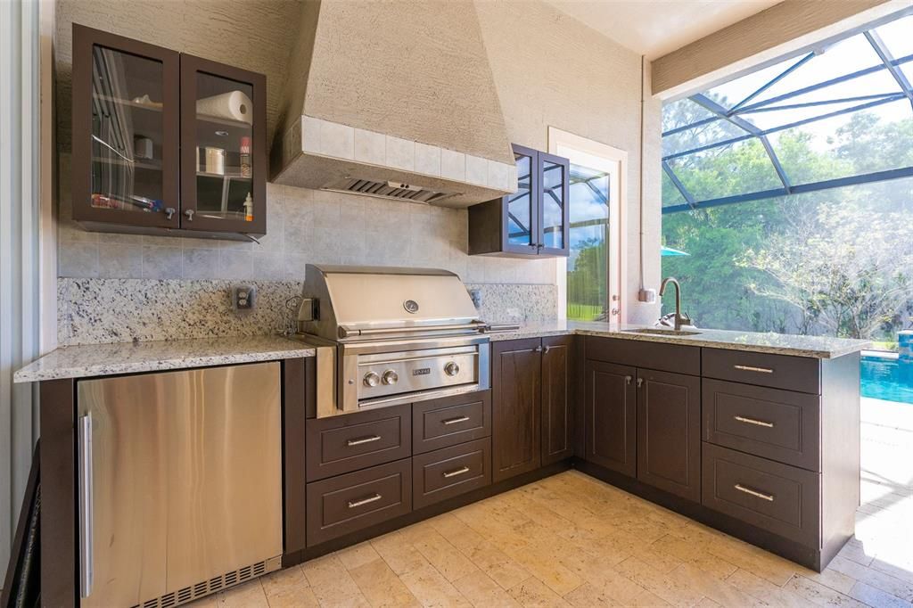 For Sale: $1,599,900 (4 beds, 3 baths, 3694 Square Feet)