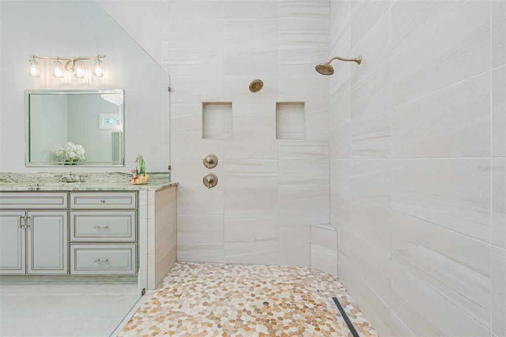 For Sale: $1,599,900 (4 beds, 3 baths, 3694 Square Feet)