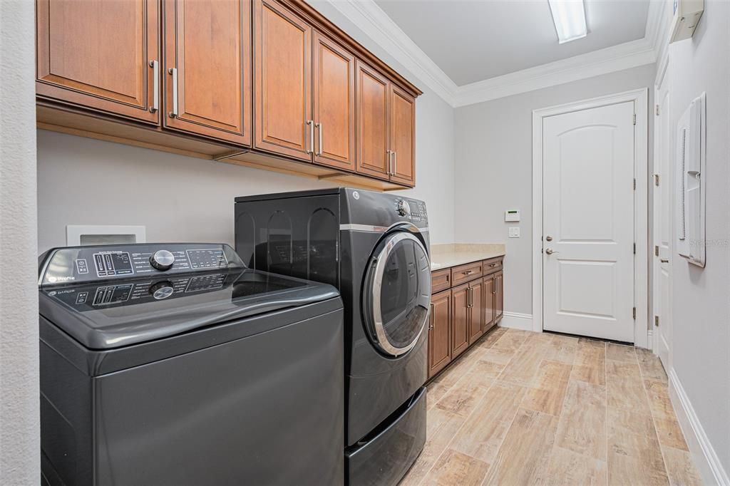 For Sale: $1,599,900 (4 beds, 3 baths, 3694 Square Feet)