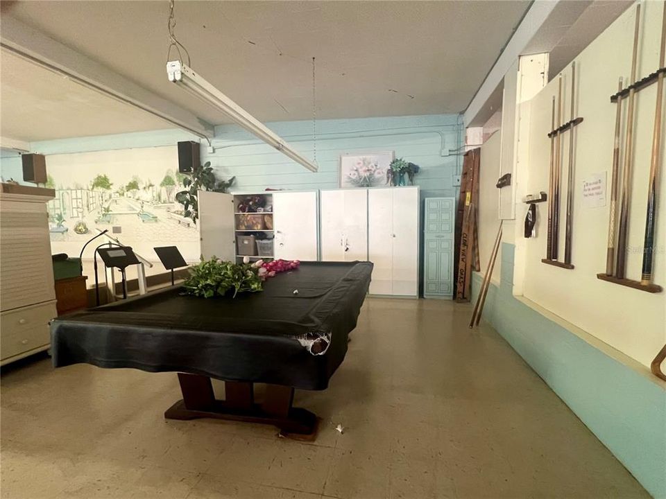 For Sale: $80,000 (1 beds, 1 baths, 562 Square Feet)