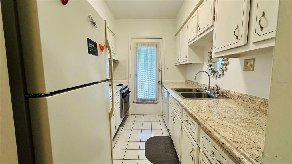 En Venta: $104,900 (2 camas, 1 baños, 816 Pies cuadrados)