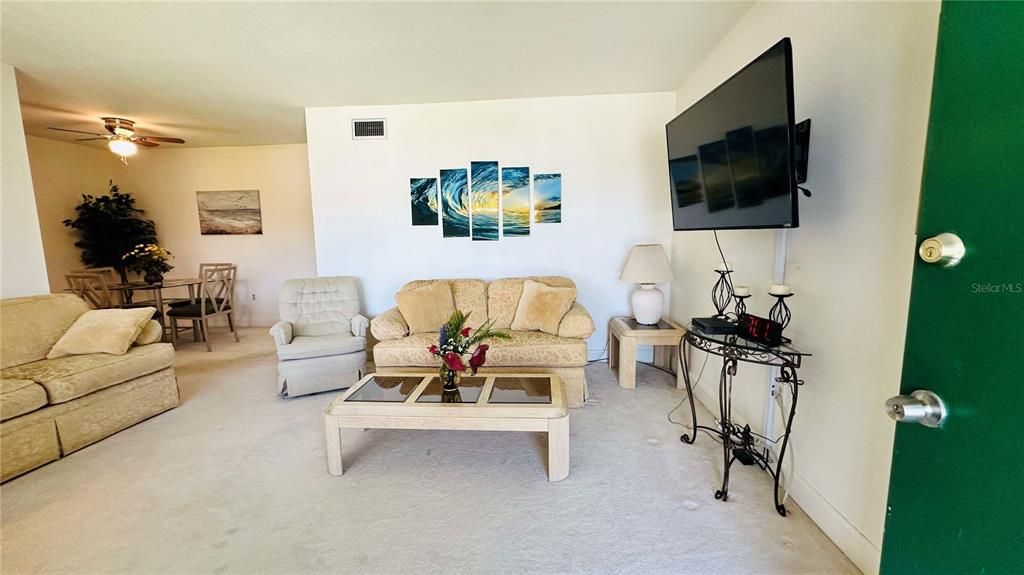 En Venta: $104,900 (2 camas, 1 baños, 816 Pies cuadrados)