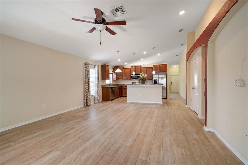 For Sale: $345,000 (3 beds, 2 baths, 2062 Square Feet)