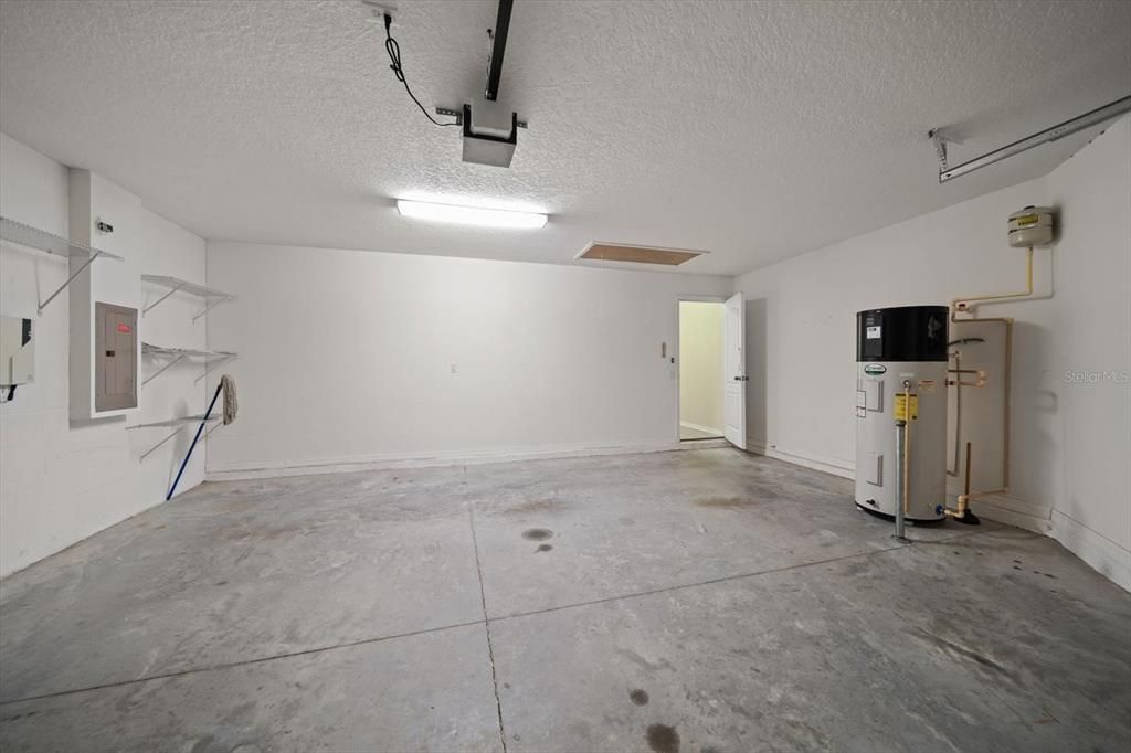 For Sale: $345,000 (3 beds, 2 baths, 2062 Square Feet)