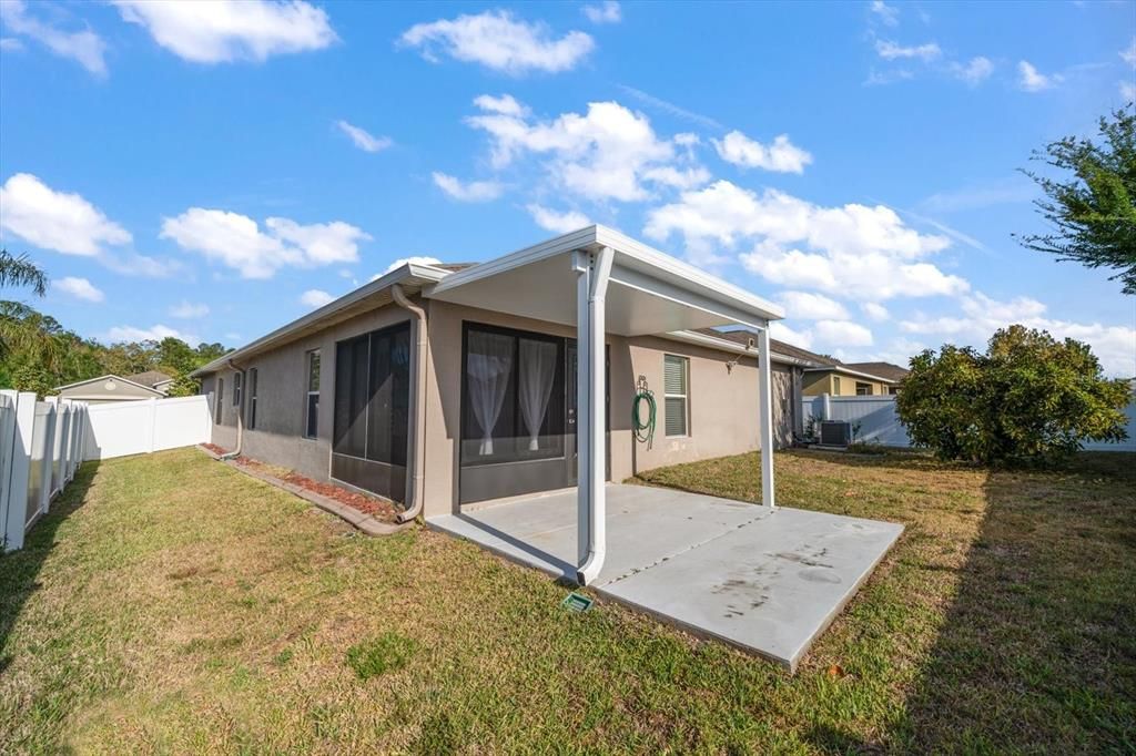 For Sale: $345,000 (3 beds, 2 baths, 2062 Square Feet)