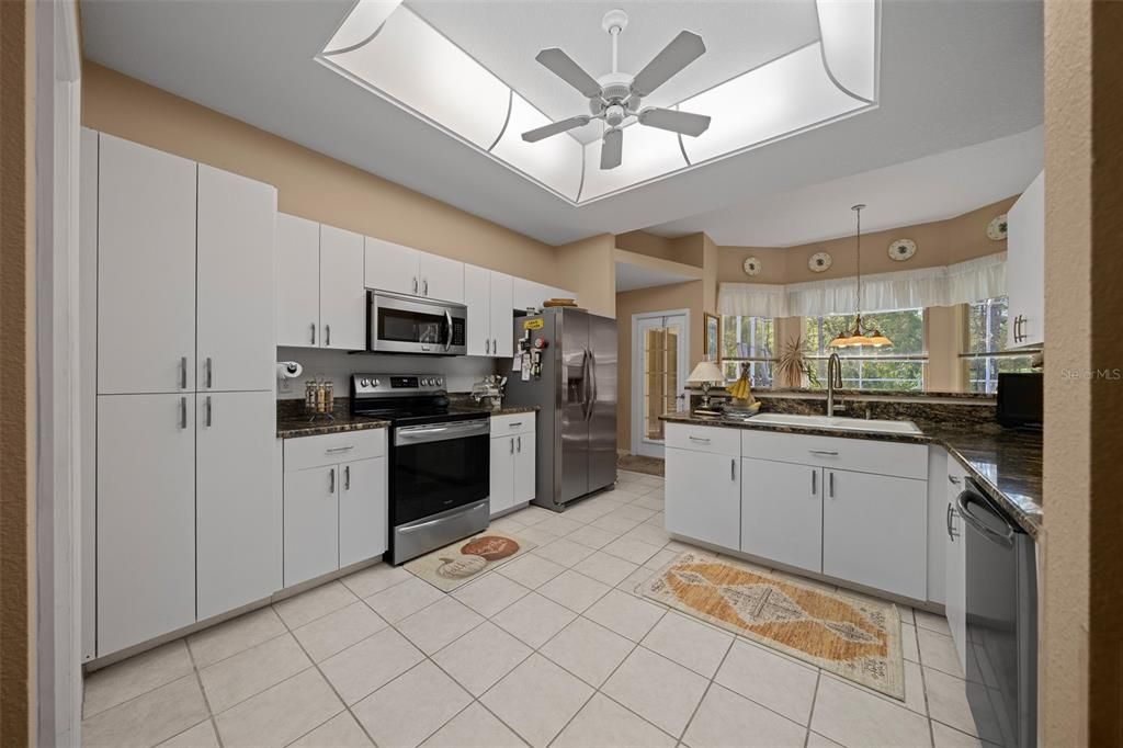 For Sale: $439,700 (3 beds, 2 baths, 1838 Square Feet)