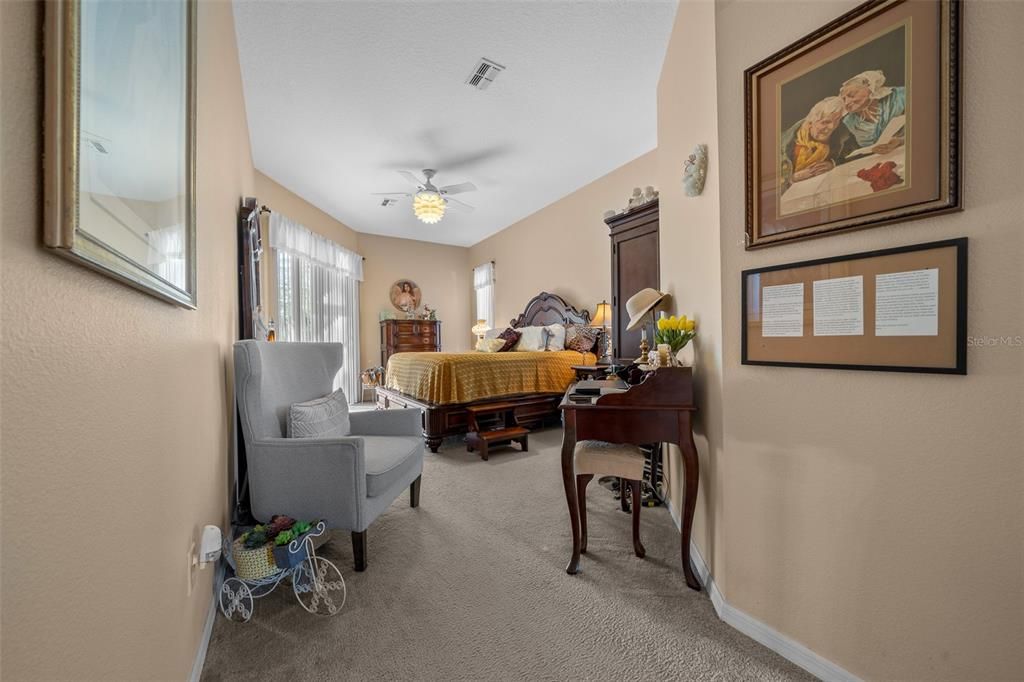 For Sale: $439,700 (3 beds, 2 baths, 1838 Square Feet)