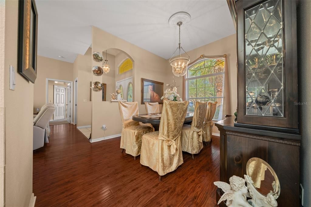 For Sale: $439,700 (3 beds, 2 baths, 1838 Square Feet)