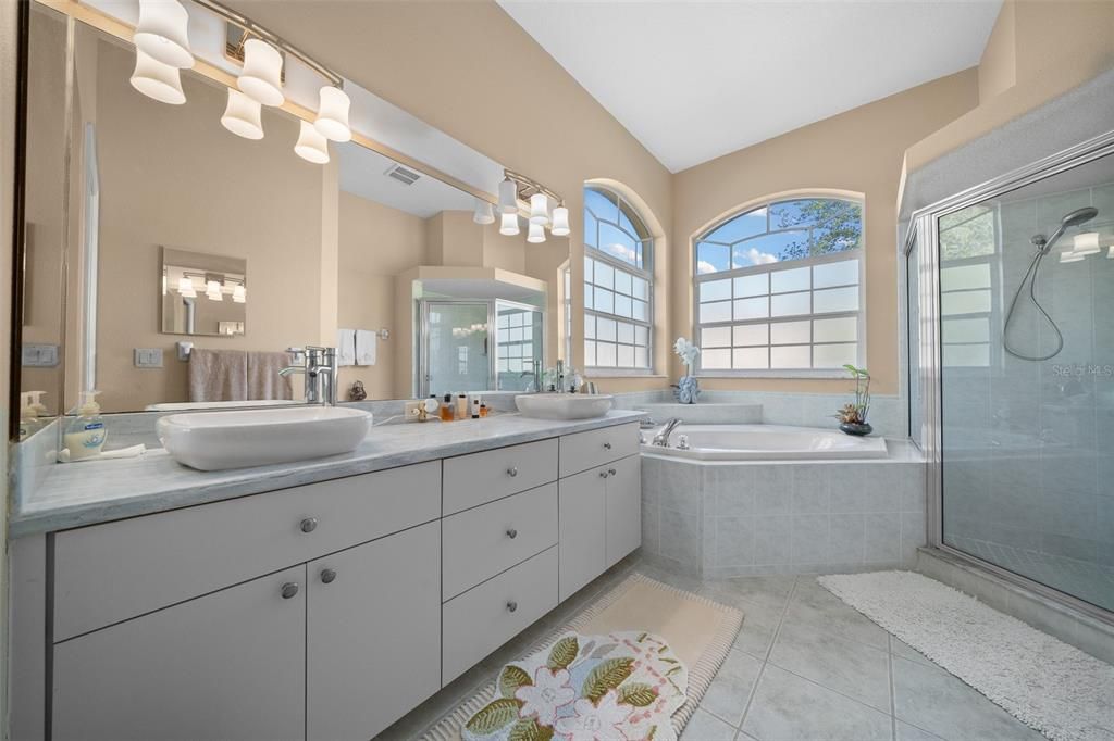 For Sale: $439,700 (3 beds, 2 baths, 1838 Square Feet)