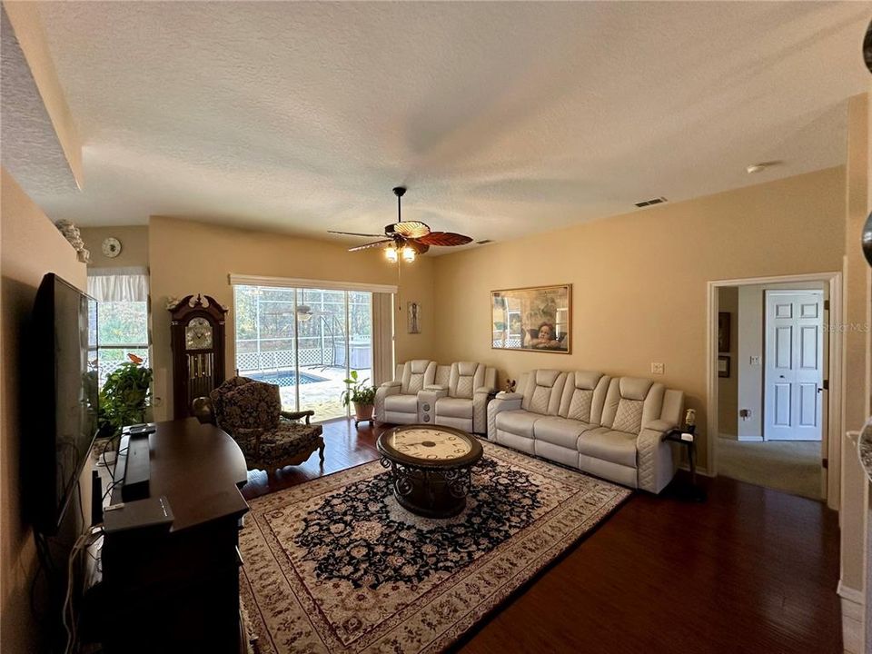 For Sale: $439,700 (3 beds, 2 baths, 1838 Square Feet)