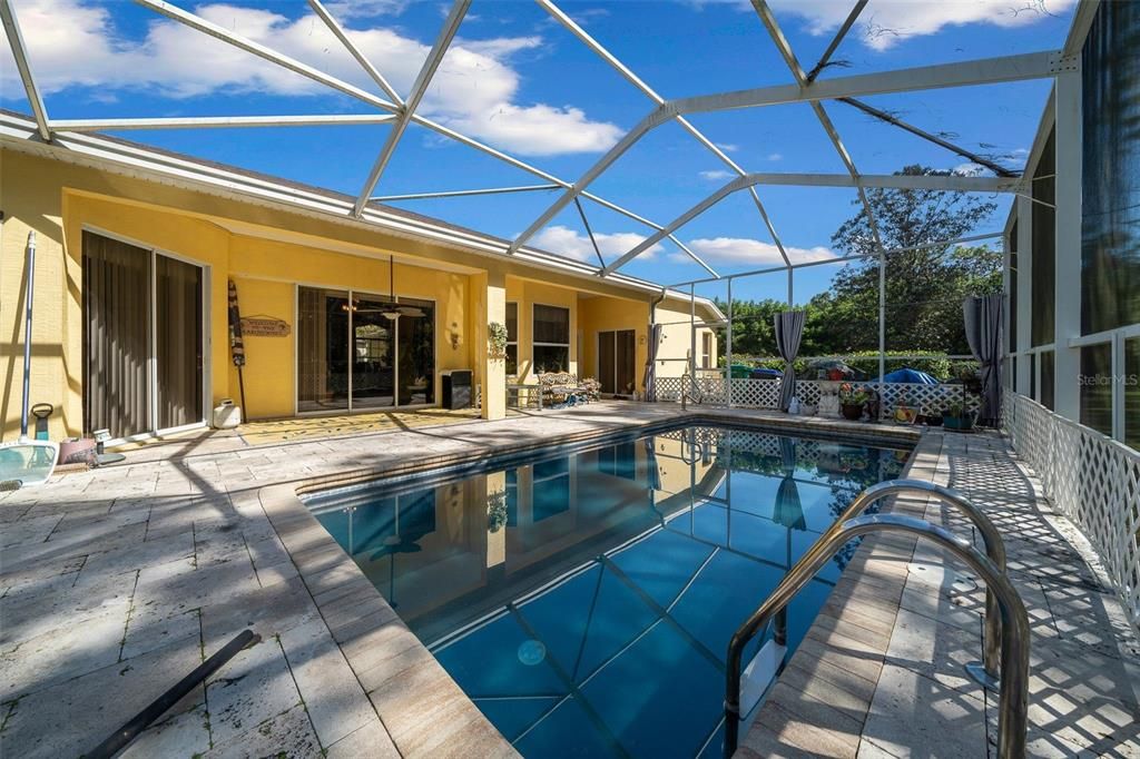 For Sale: $439,700 (3 beds, 2 baths, 1838 Square Feet)