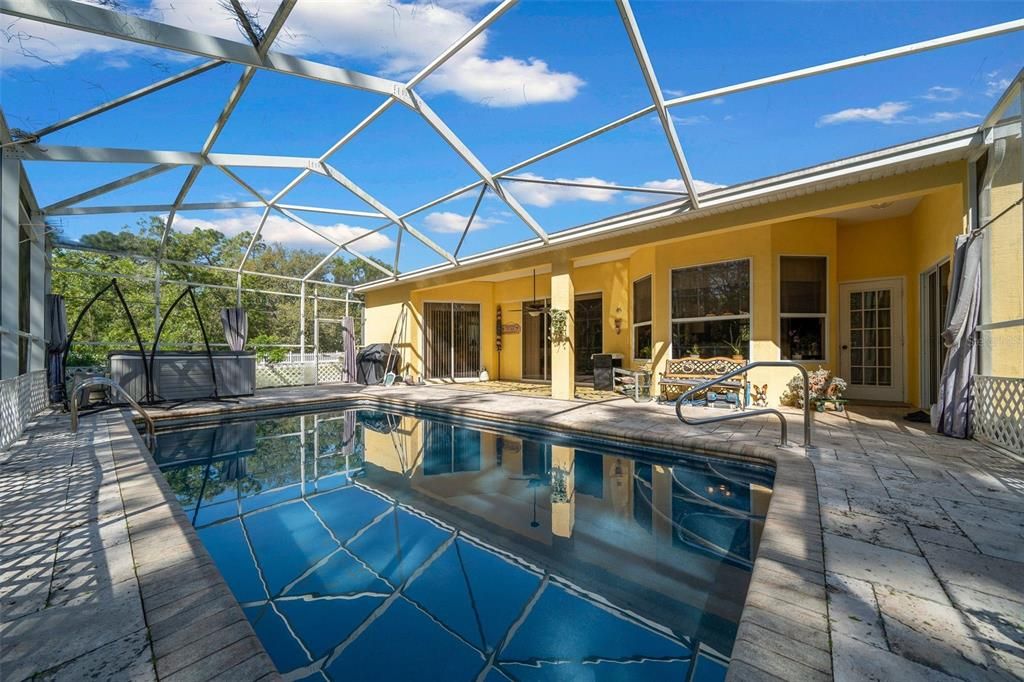 For Sale: $439,700 (3 beds, 2 baths, 1838 Square Feet)