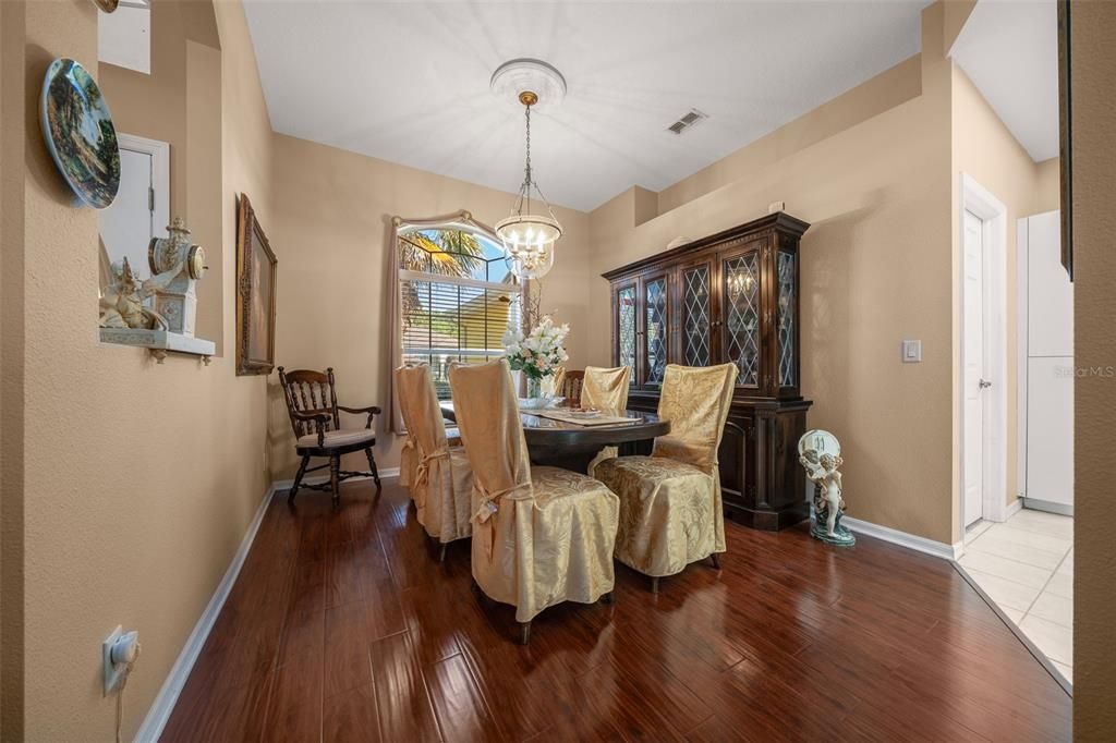 For Sale: $439,700 (3 beds, 2 baths, 1838 Square Feet)