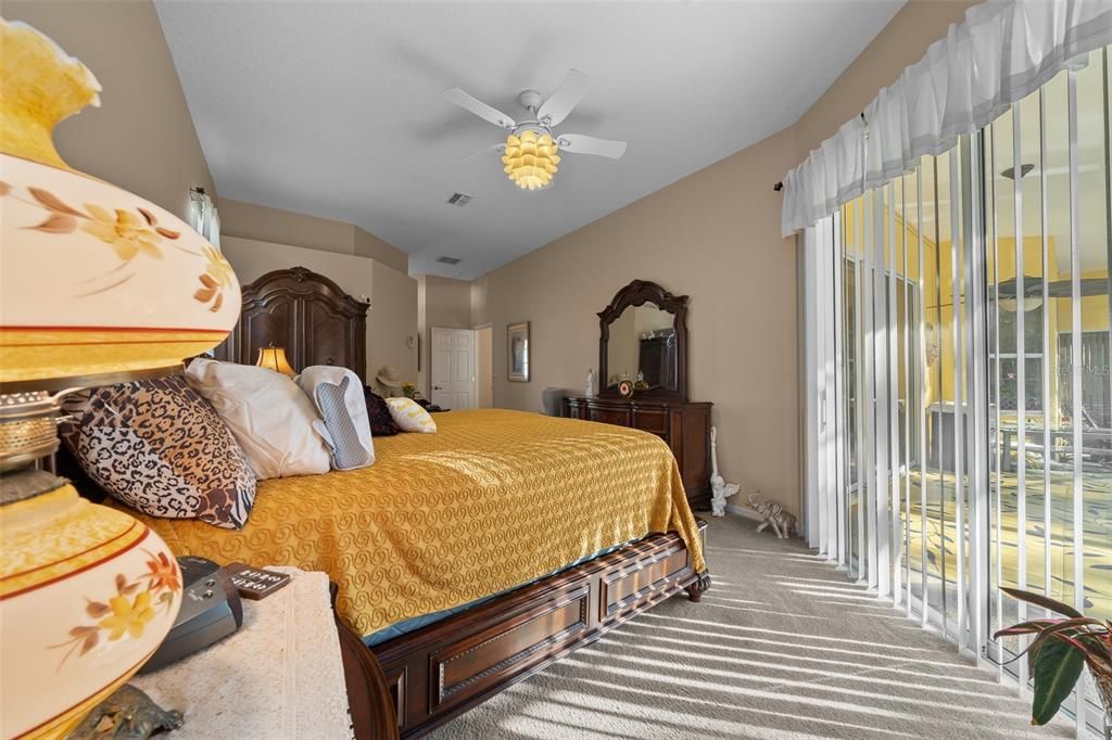 For Sale: $439,700 (3 beds, 2 baths, 1838 Square Feet)