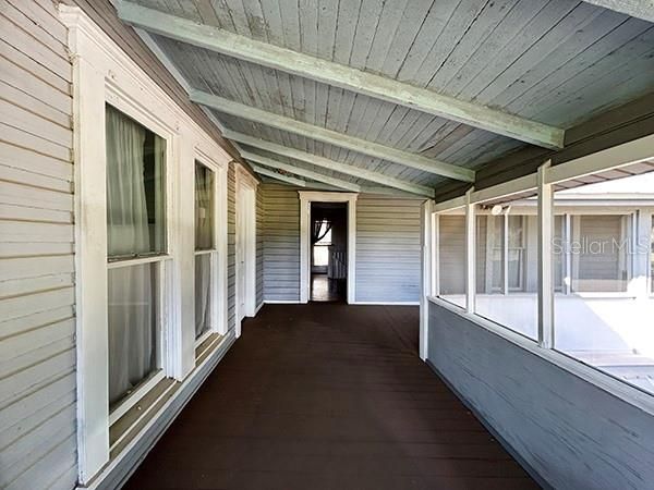 En Venta: $3,785,500 (4 camas, 1 baños, 2437 Pies cuadrados)