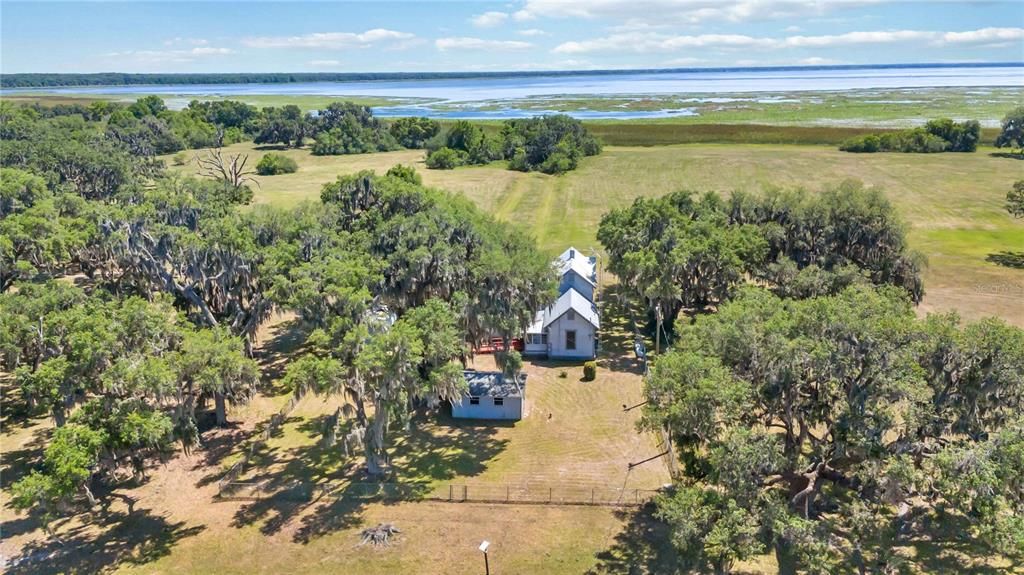 En Venta: $3,785,500 (4 camas, 1 baños, 2437 Pies cuadrados)