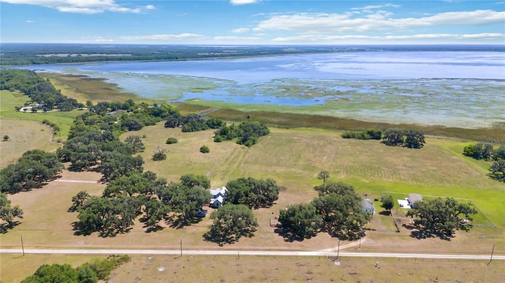 En Venta: $3,785,500 (4 camas, 1 baños, 2437 Pies cuadrados)