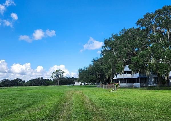 En Venta: $3,785,500 (4 camas, 1 baños, 2437 Pies cuadrados)