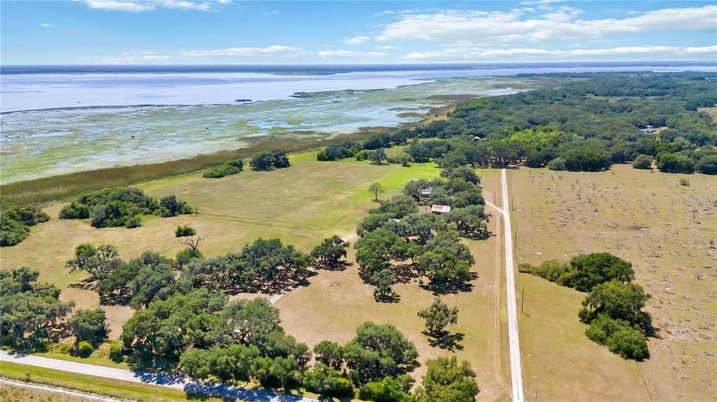 En Venta: $3,785,500 (4 camas, 1 baños, 2437 Pies cuadrados)