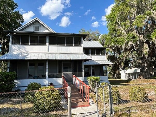 En Venta: $3,785,500 (4 camas, 1 baños, 2437 Pies cuadrados)