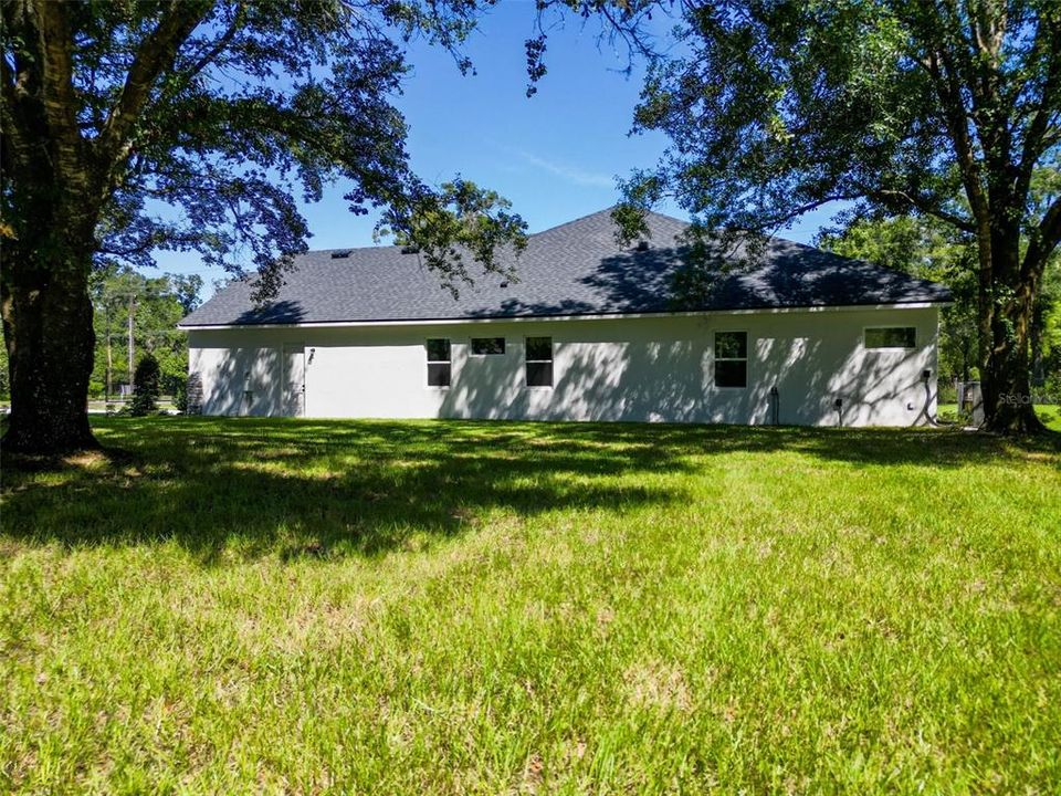 Под контрактом: $1,189,999 (4 спален, 3 ванн, 3124 Квадратных фут)