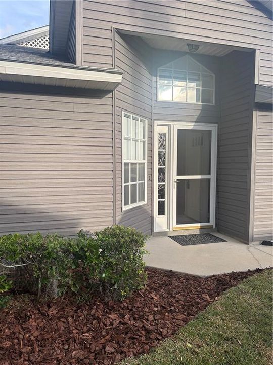 For Sale: $215,000 (2 beds, 2 baths, 1293 Square Feet)