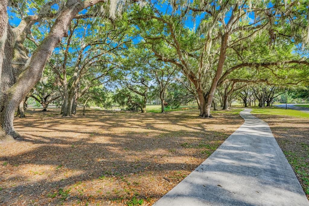 For Sale: $215,000 (2 beds, 2 baths, 1293 Square Feet)