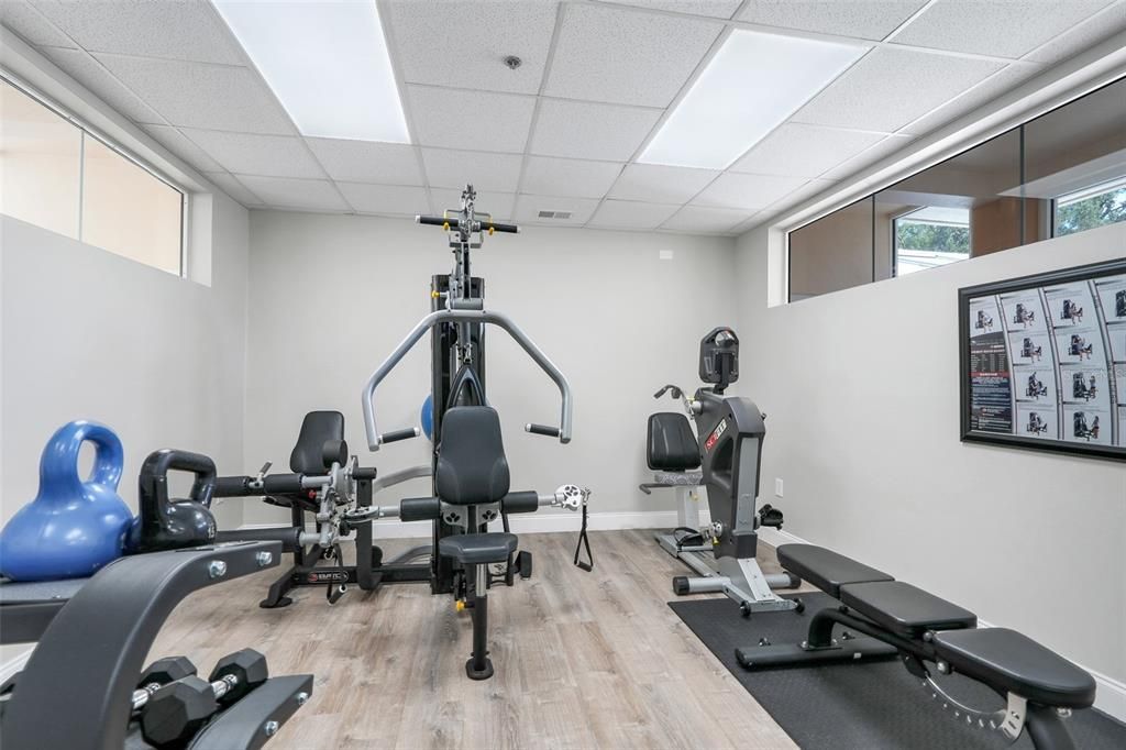 For Sale: $215,000 (2 beds, 2 baths, 1293 Square Feet)