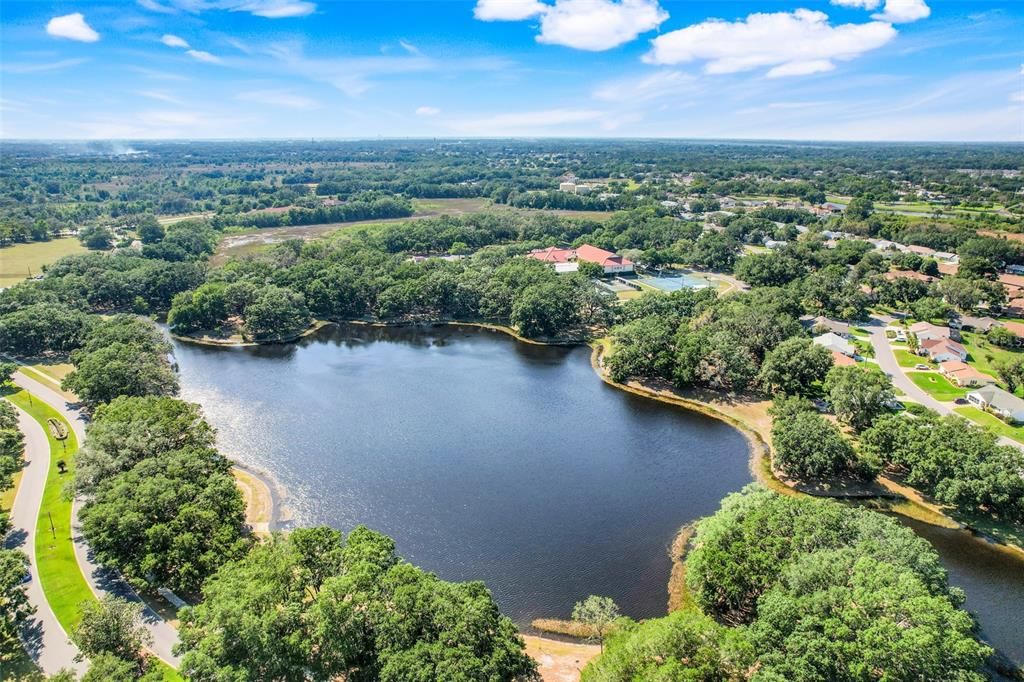 For Sale: $215,000 (2 beds, 2 baths, 1293 Square Feet)