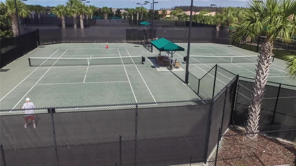 На продажу: $255,000 (2 спален, 2 ванн, 1291 Квадратных фут)