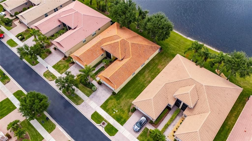 На продажу: $255,000 (2 спален, 2 ванн, 1291 Квадратных фут)