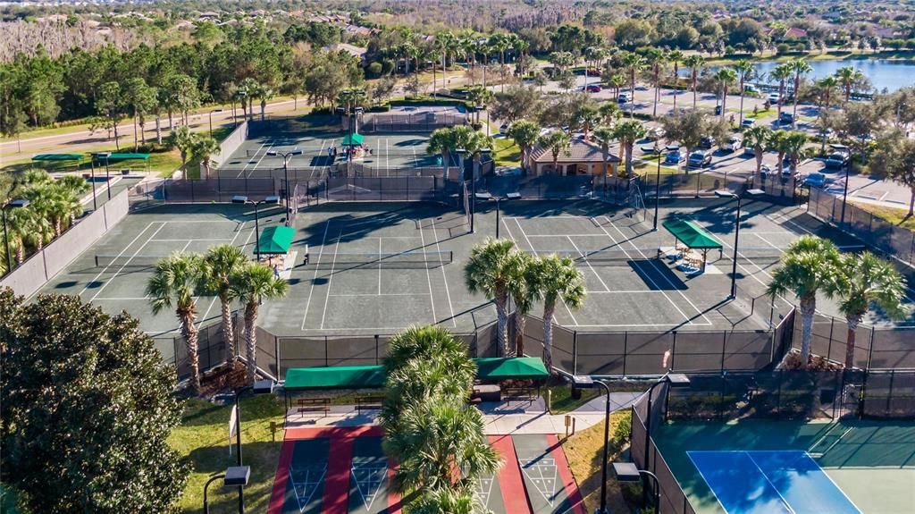 На продажу: $255,000 (2 спален, 2 ванн, 1291 Квадратных фут)