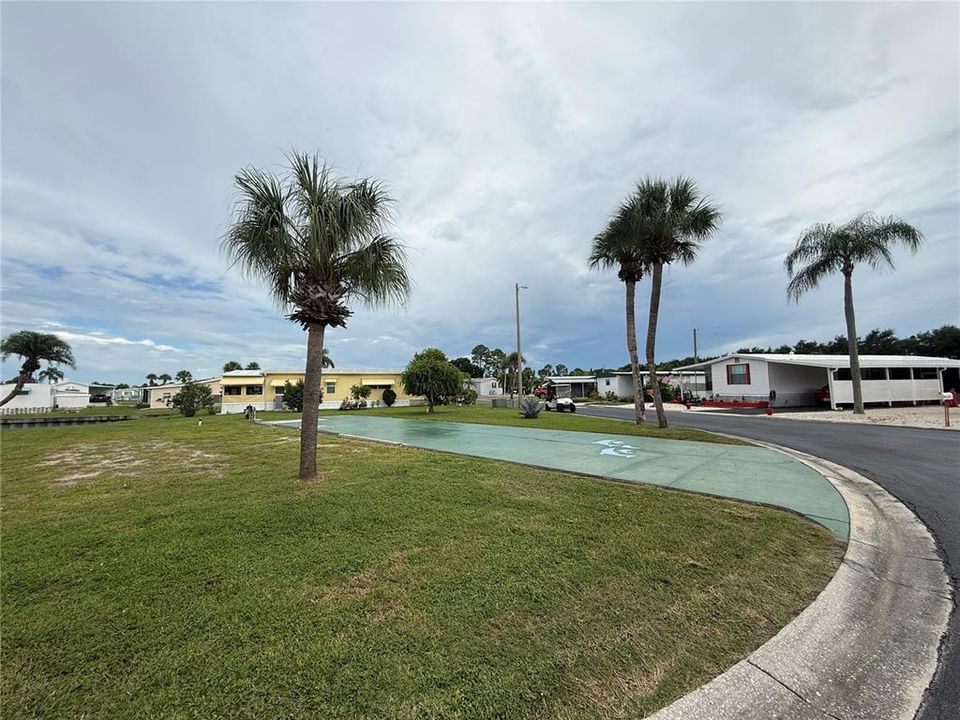 En Venta: $70,000 (0.18 acres)