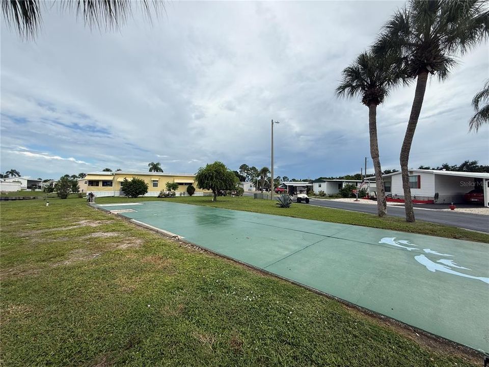 En Venta: $70,000 (0.18 acres)