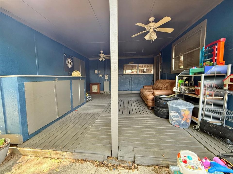 For Sale: $146,000 (3 beds, 1 baths, 1100 Square Feet)