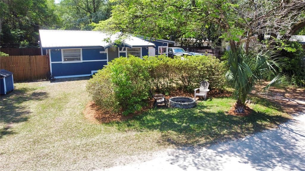 For Sale: $146,000 (3 beds, 1 baths, 1100 Square Feet)