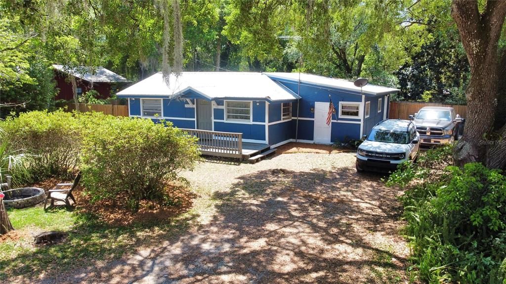 For Sale: $146,000 (3 beds, 1 baths, 1100 Square Feet)