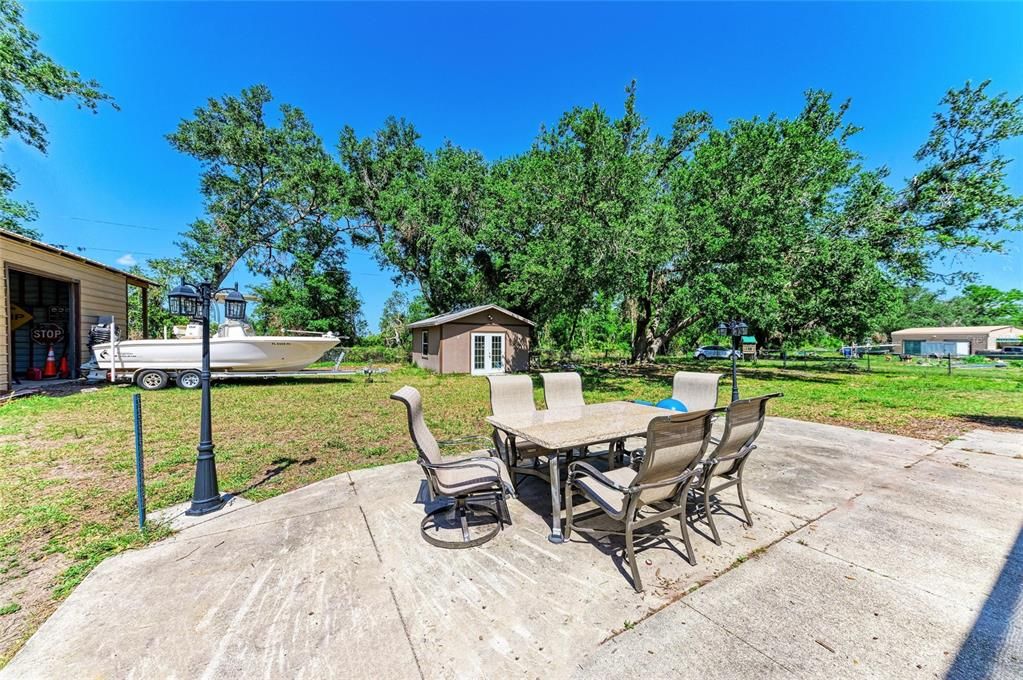 Под контрактом: $778,999 (3 спален, 2 ванн, 2785 Квадратных фут)