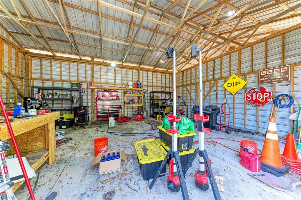 Под контрактом: $778,999 (3 спален, 2 ванн, 2785 Квадратных фут)