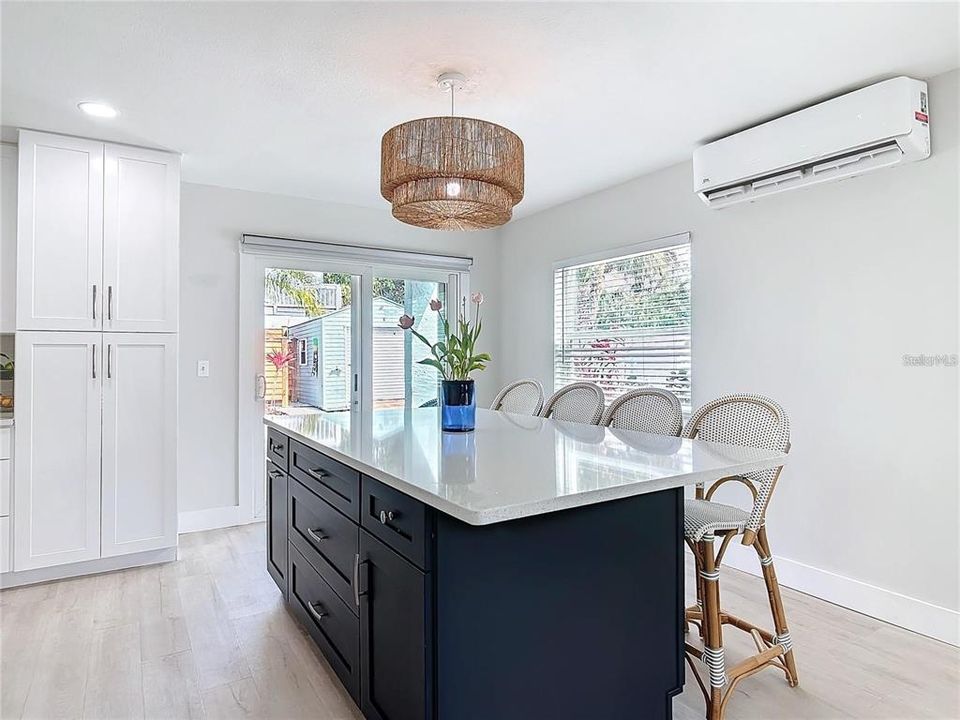 Active With Contract: $961,000 (4 beds, 2 baths, 2400 Square Feet)