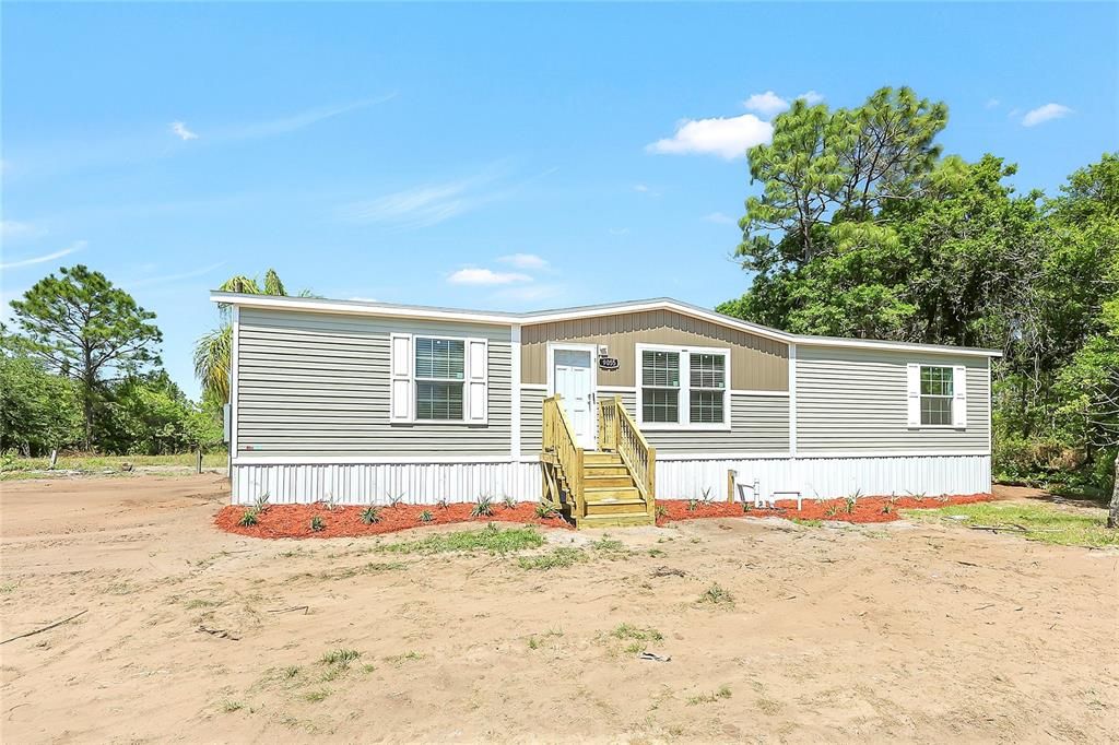 For Sale: $335,000 (3 beds, 2 baths, 1493 Square Feet)