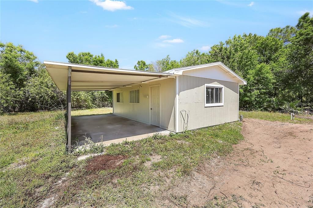 For Sale: $335,000 (3 beds, 2 baths, 1493 Square Feet)